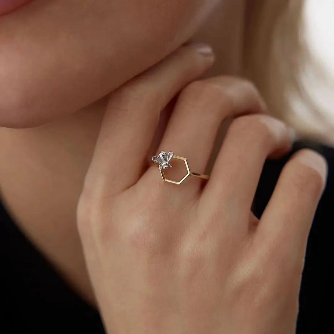 Honey bee Ring