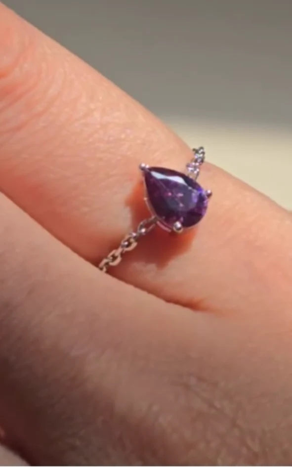 Pear Amethyst Chain RIng