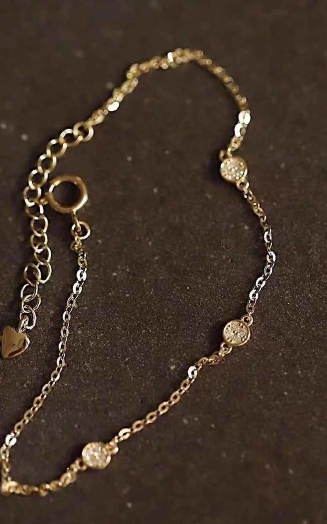 Dainty Round Diamond Bracelet