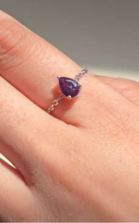 Pear Amethyst Chain RIng