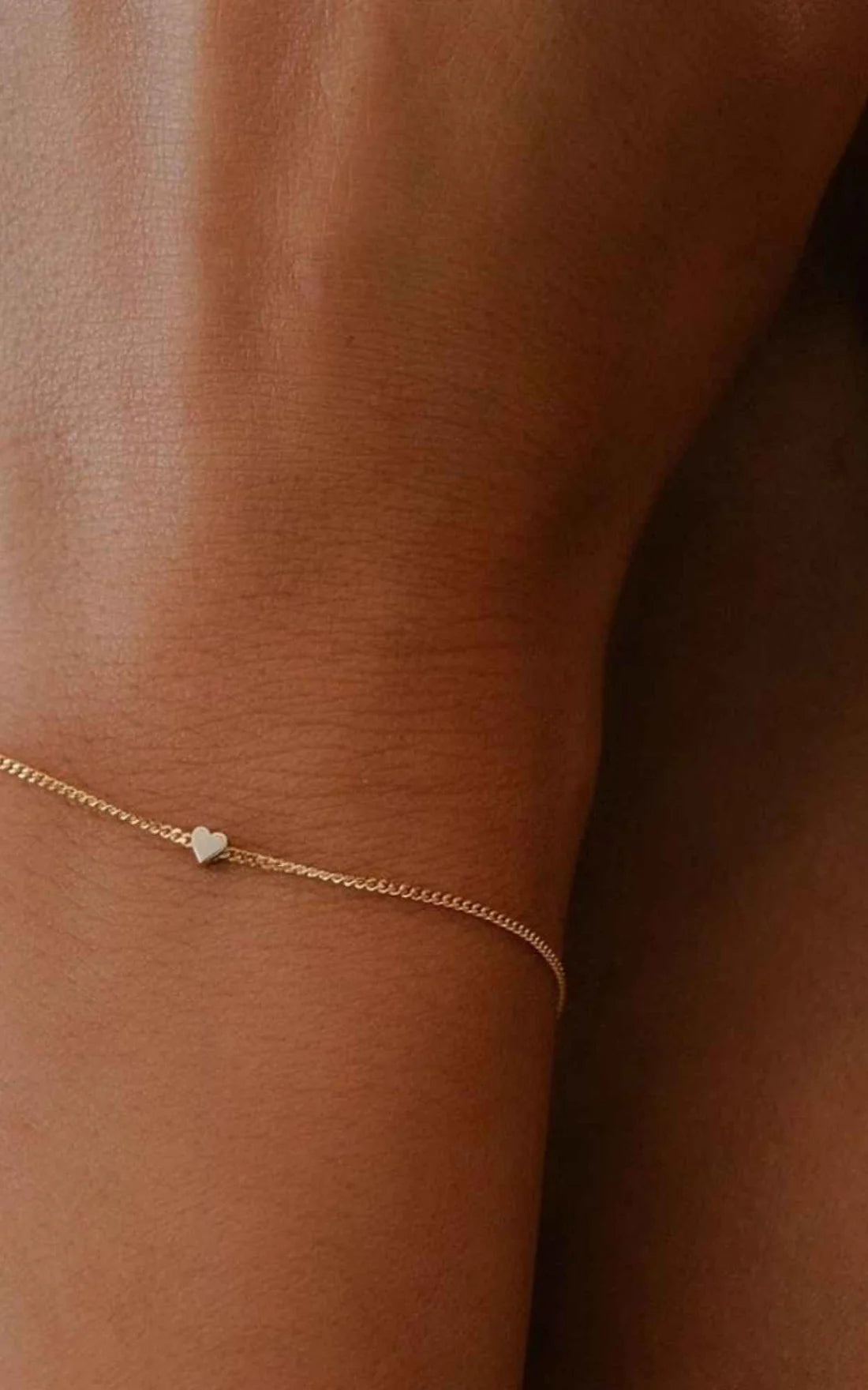 Sleek Tiny Heart Bracelet