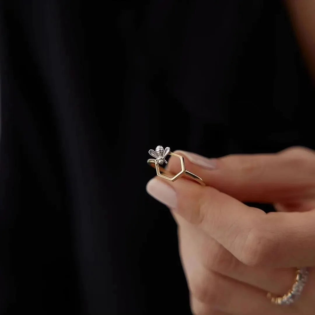 Honey bee Ring